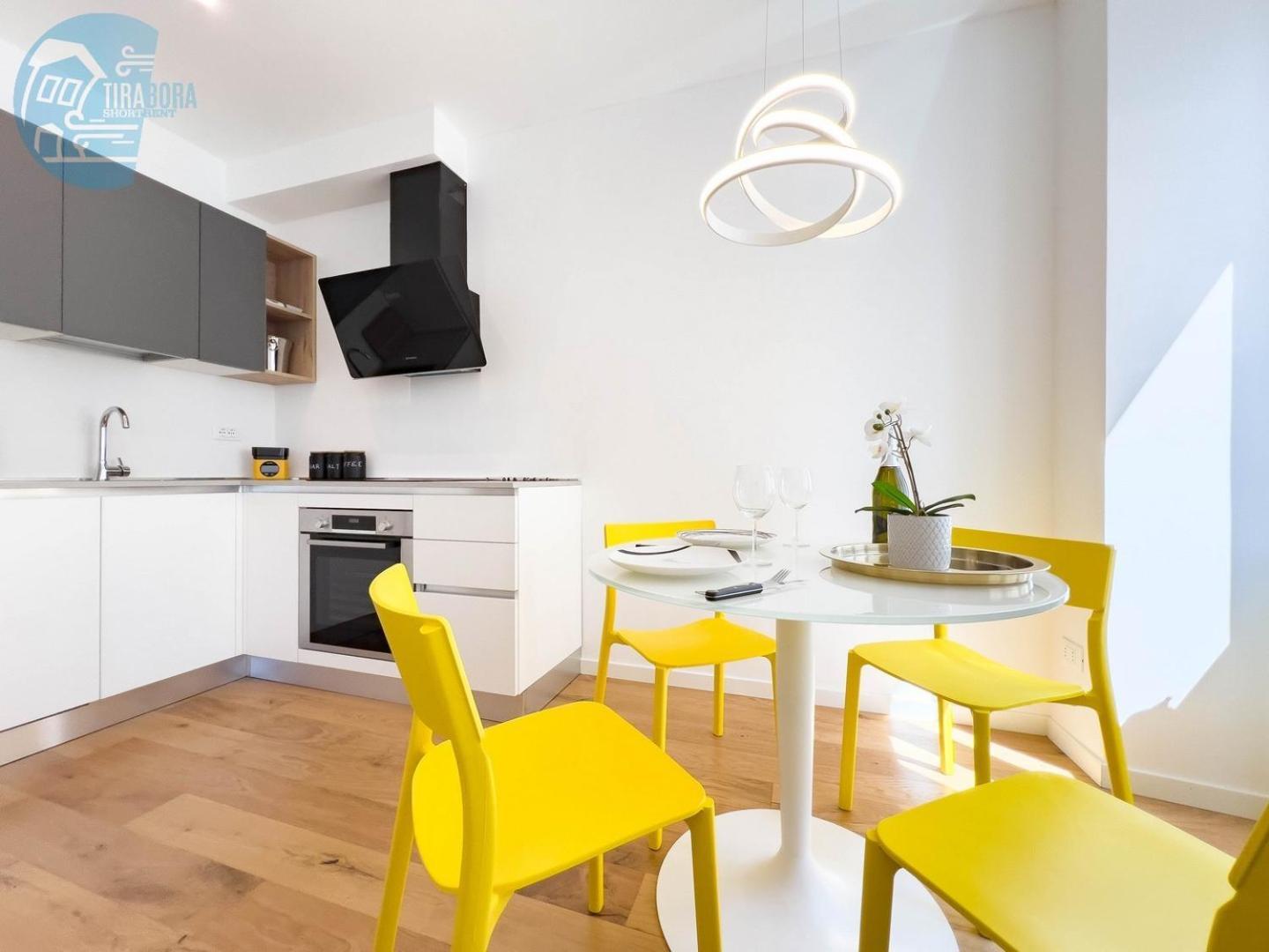 Cassa Di Risparmio 11 Tirabora Short Rent Триест Экстерьер фото